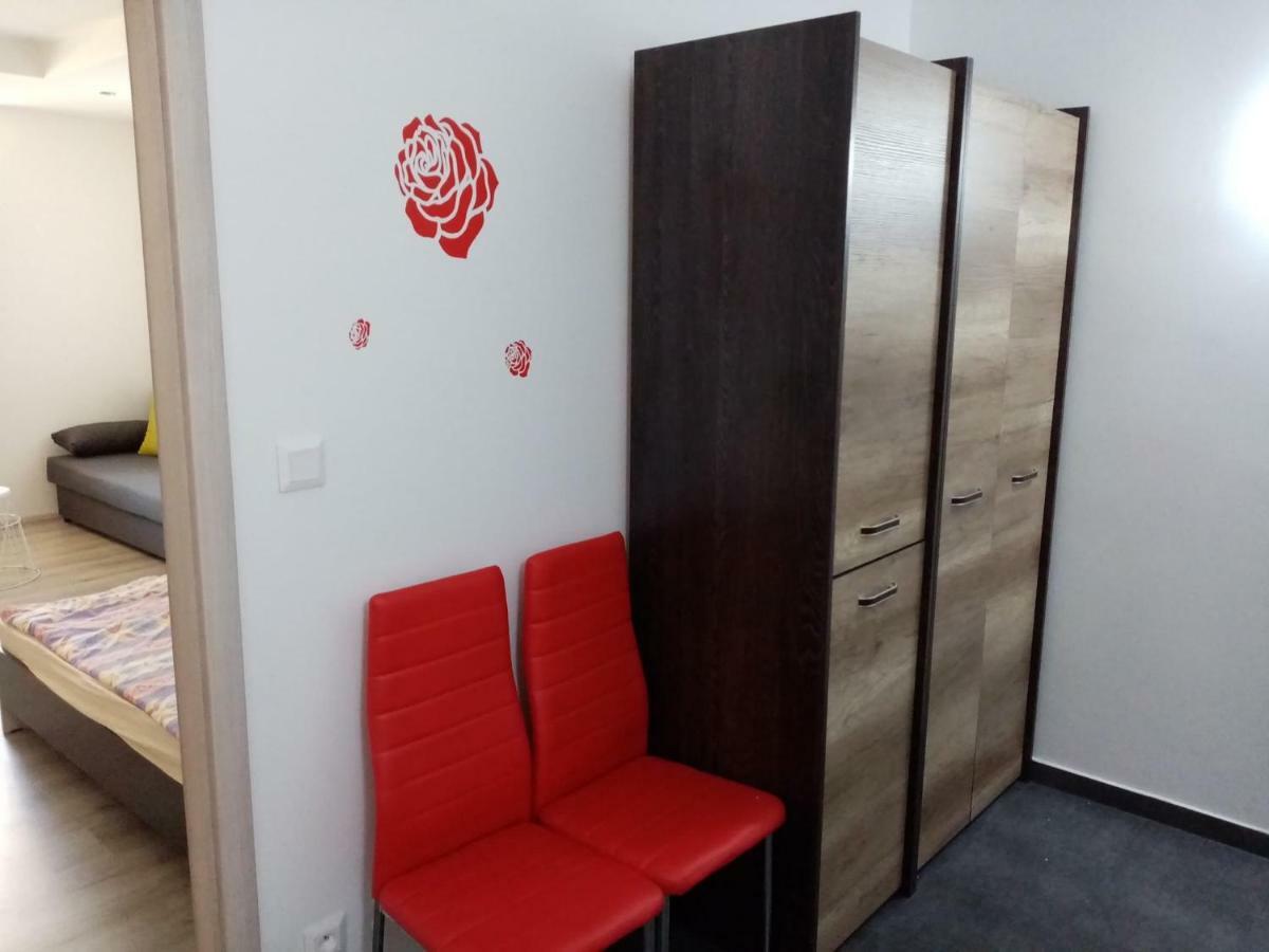 Apartman Aneta Karlovy Vary Luaran gambar